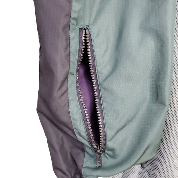 Moving Comfort Green & Grey Windbreaker w/ Hidden Hoodie Size Small - Picture 4 of 13